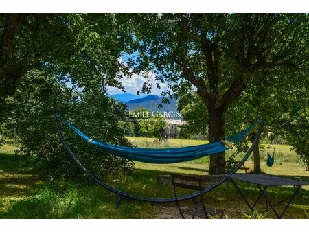 maison de luxe à vendre à cruis