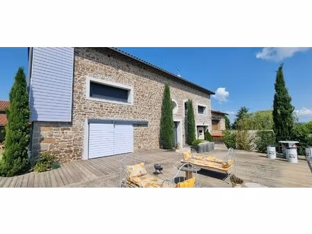 maison de luxe à vendre à sainte-foy-l'argentière