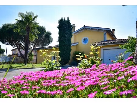 maison de luxe à vendre à orliénas