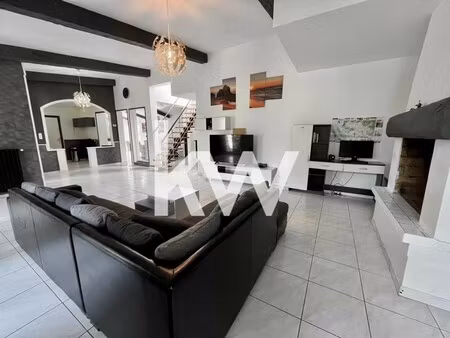 villa de luxe à vendre dans le quartier nord