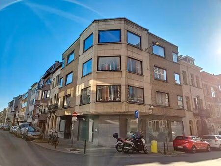 bureaux lumineux et fonctionnels – emplacement stratégique