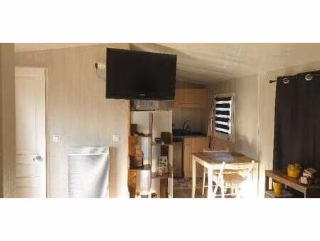 location maison à ambarès-et-lagrave (33440) : à louer / 24m² ambarès-et-lagrave