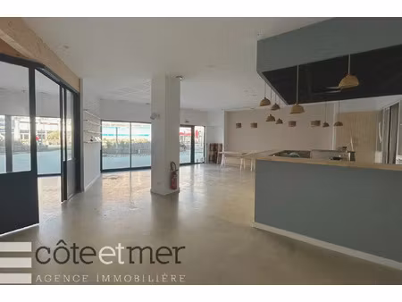 vente bureaux et commerces à pornichet (44380) : à vendre / 162m² pornichet