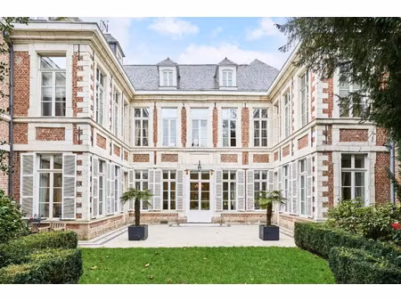 vente hôtel particulier 9 pièces 958 m² à lille (59000)  4 350 000 €