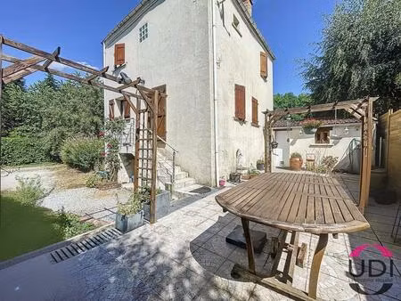 maison située à lavaveix-les-mines
