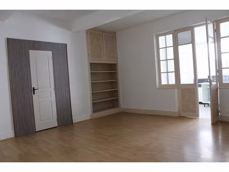 location appartement 3 pièces 70.05 m² à moissac (82200)  730 €