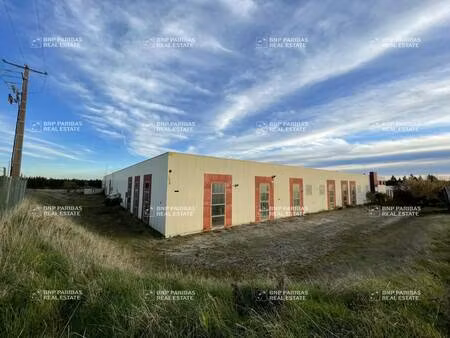 local d'activités à louer