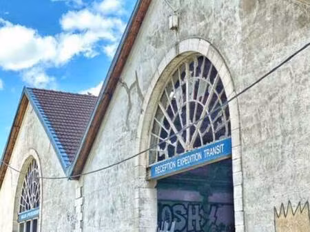 local d'activités à vendre