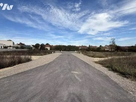 terrain constructible viabilisé à vendre