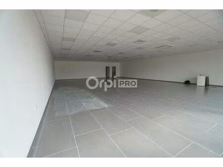 local commercial à vendre