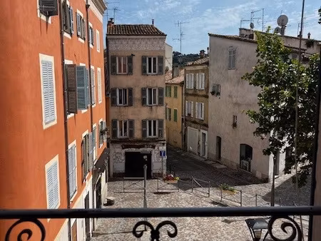 tres beau 3 pieces lumineux et ensoleille