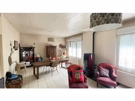 maison à vendre 7 pièces proche lac de guerledan (22)