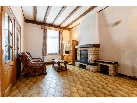 maison à vendre de 2 chambres avec grand garage à morlanwelz