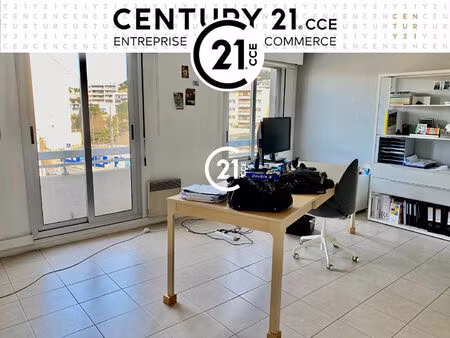 location bureau 70 m² à cannes (06150)