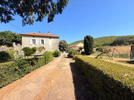 vente maison 4 pièces  410.00m²  parnac
