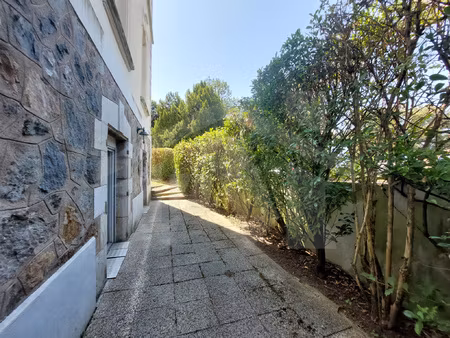 appartement de charme dans le château de poisat 109 m2 s