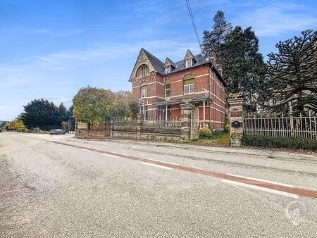 la villa des fleurs de pondrôme à vendre