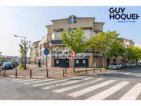 4 places de parking proche gare savigny le temple