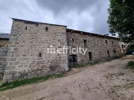 maison 4 pièces - 200 m²