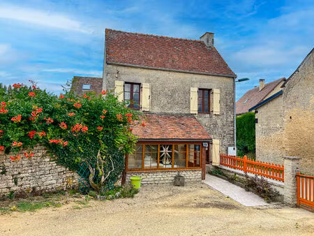 maison en pierre de 67 m² hab  942 m² de terrain!
