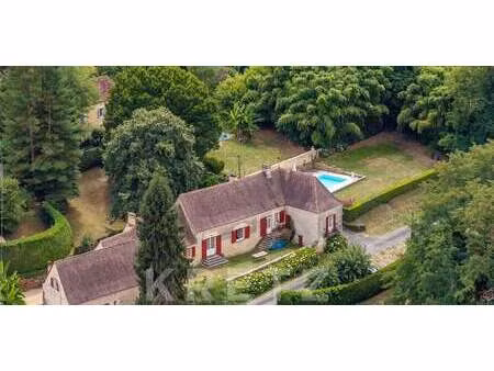 maison avec piscine et jardin trémolat (24)