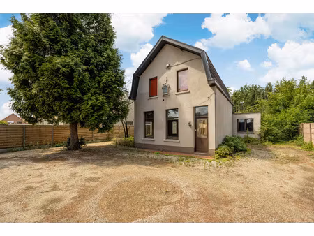 huis te koop in hoogstraten met 3 slaapkamers