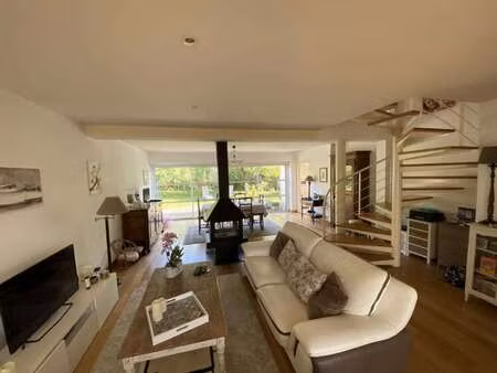 location maison à cesson-sévigné (35510) : à louer / 211m² cesson-sévigné