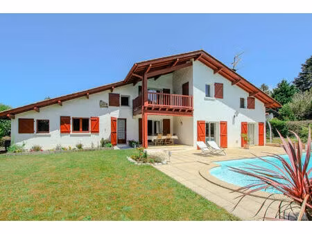 vente maison 6 pièces 200 m² arcangues (64200)