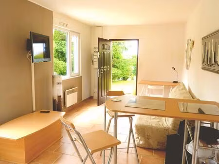 location appartement 1 pièce 28 m² à salouël (80480)