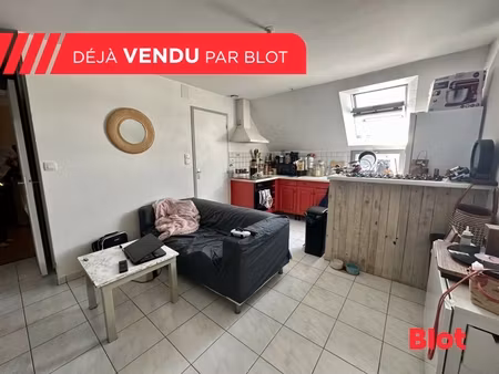 vendu par blot immobilier - appartement t2 de 33 14 m²