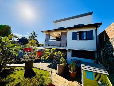 vente immeuble 11 pièces 277 m² à petite ile (97429)  477 000 €