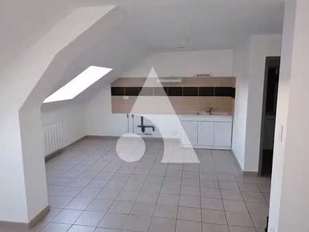 location appartement 3 pièces 54 m² à montceau-les-mines (71300)  500 €