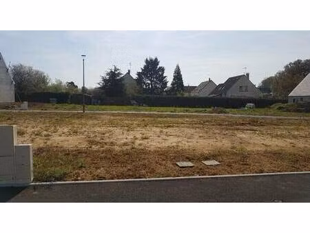 terrain constructible viabilisé à vendre