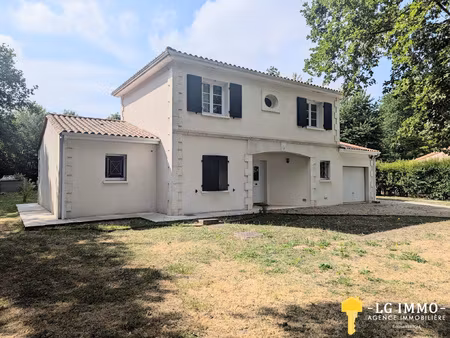 maison familiale  5 pièces 152 m2