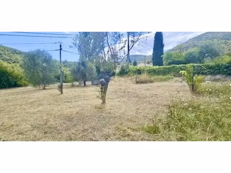 vente terrain 737 m² tourrette-levens (06690)