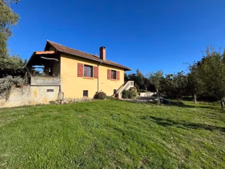 vente maison 4 pièces 105 m² à chabanais (16150)  145 800 €