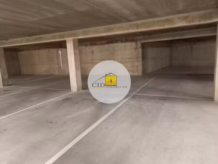 location parking st laurent de mure 69720