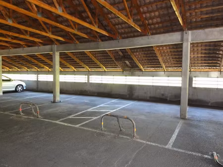 location parking vif 38450