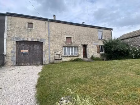 vente maison de village 3 pièces 93 m2 à trampot