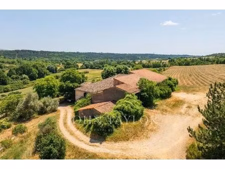 maison de 6 pièces de luxe en vente à riez  provence-alpes-côte d'azur