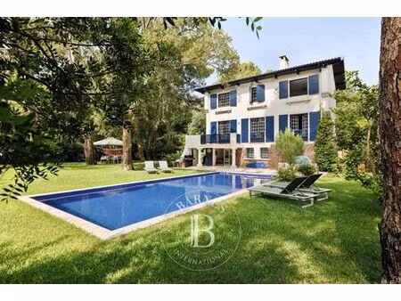 villa de 8 pièces de luxe en location hossegor  france