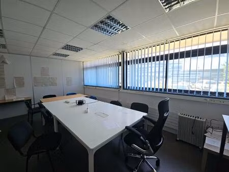location local professionnel 500m² st pierre des corps 37700