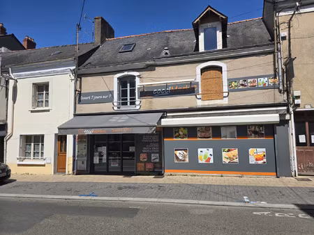 à vendre ensemble immobilier au centre de sablé-sur-sarthe