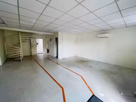 location locaux professionnels 389 m² à pontault-combault (77340)  3 468 €