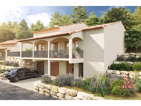 a vendre en pays de verdon belle villa avec accès privé au l