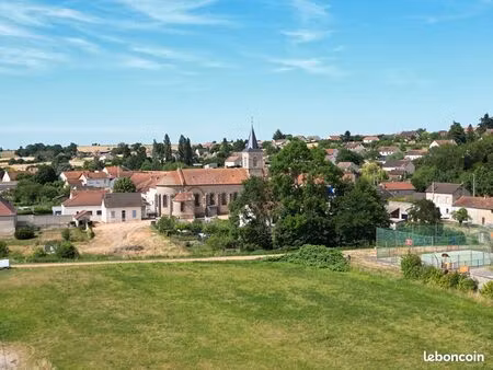 terrain 1047 m² saint loup