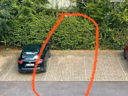 parking à louer chaville rd