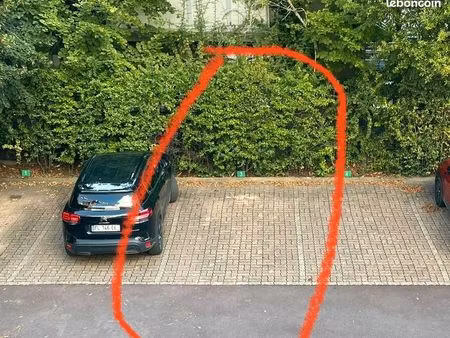 parking à louer vers gare chaville rd