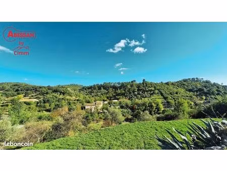 terrain 1000 m² courry