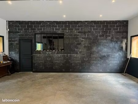 à louer fin septembre – local commercial/artisanal 93m² – emplacement n°1 à montperreux (2